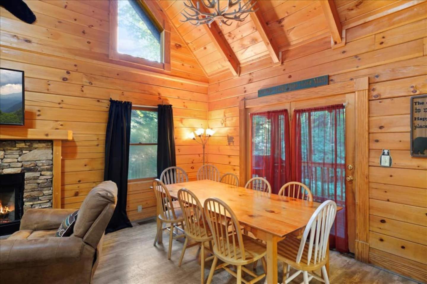5Br Smoky Cabin Hot Tub, Games, 1 Mi To Parkway Pigeon Forge Exterior foto