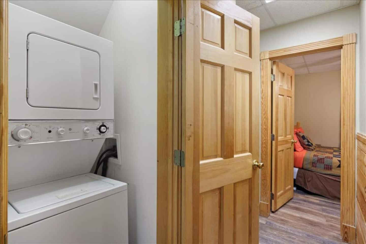 5Br Smoky Cabin Hot Tub, Games, 1 Mi To Parkway Pigeon Forge Exterior foto
